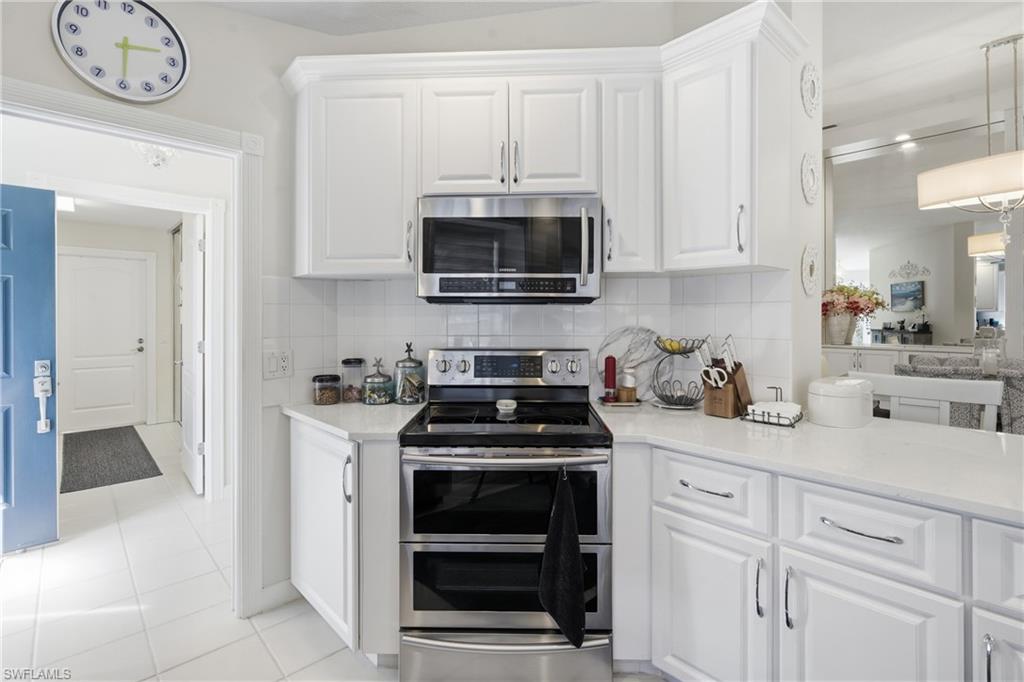 VILLAGE WALK - Residential