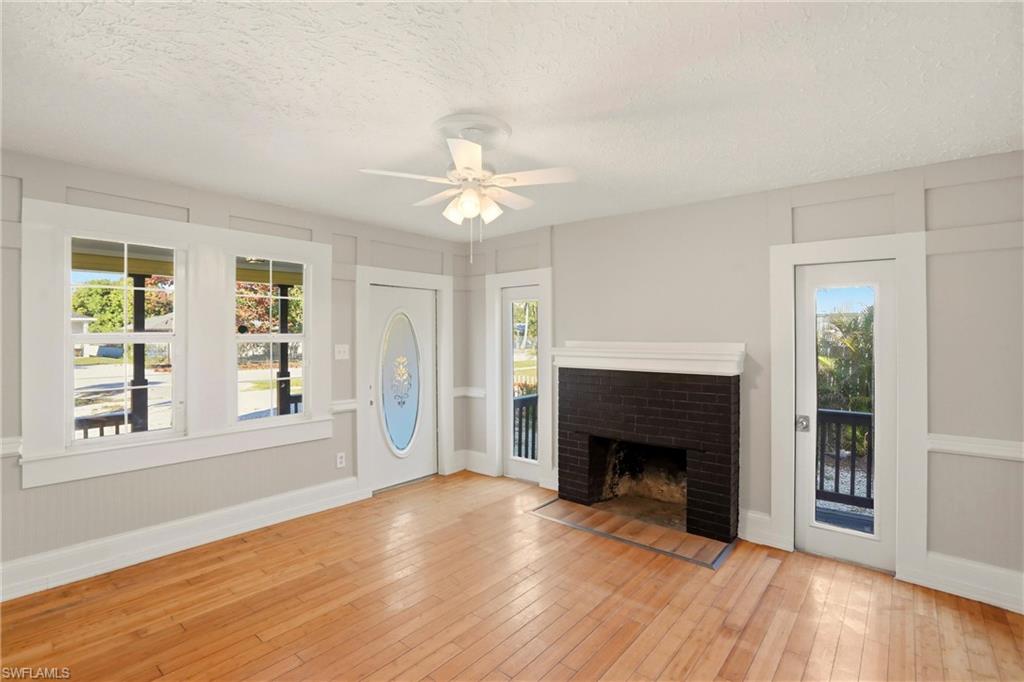 LOVEJOY PARK - Residential