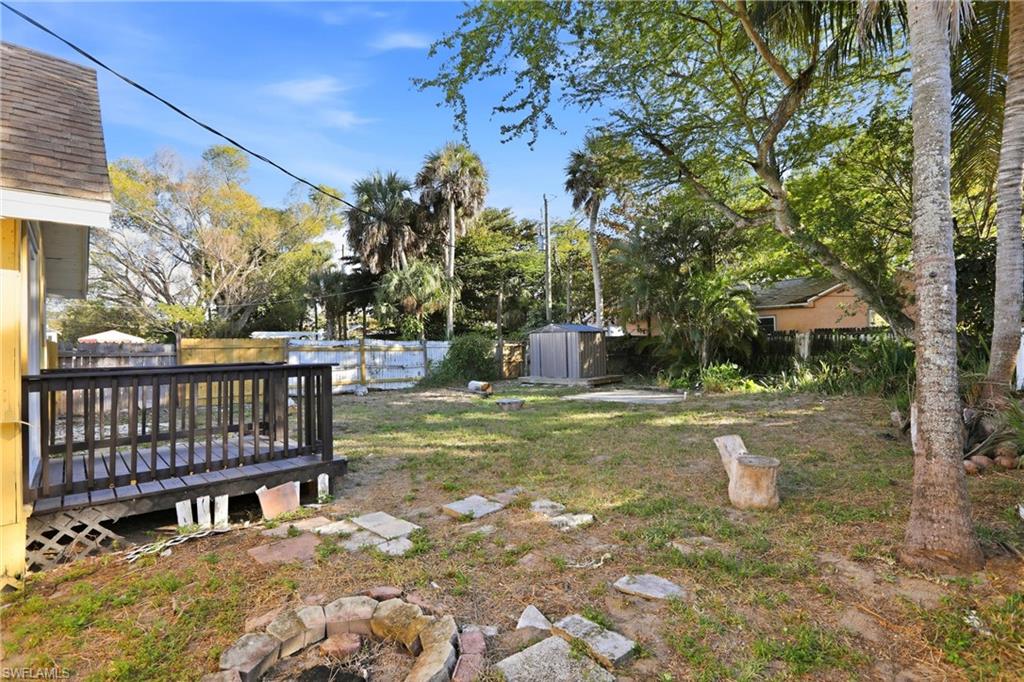 LOVEJOY PARK - Residential