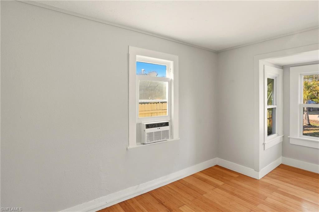 LOVEJOY PARK - Residential