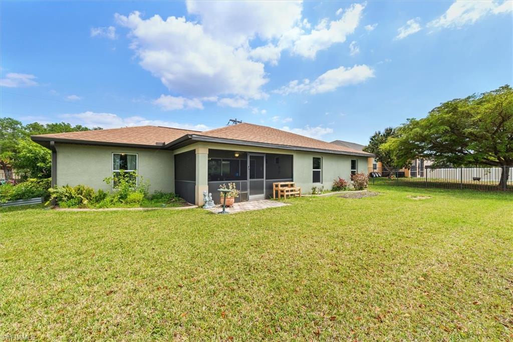 CAPE CORAL - Residential