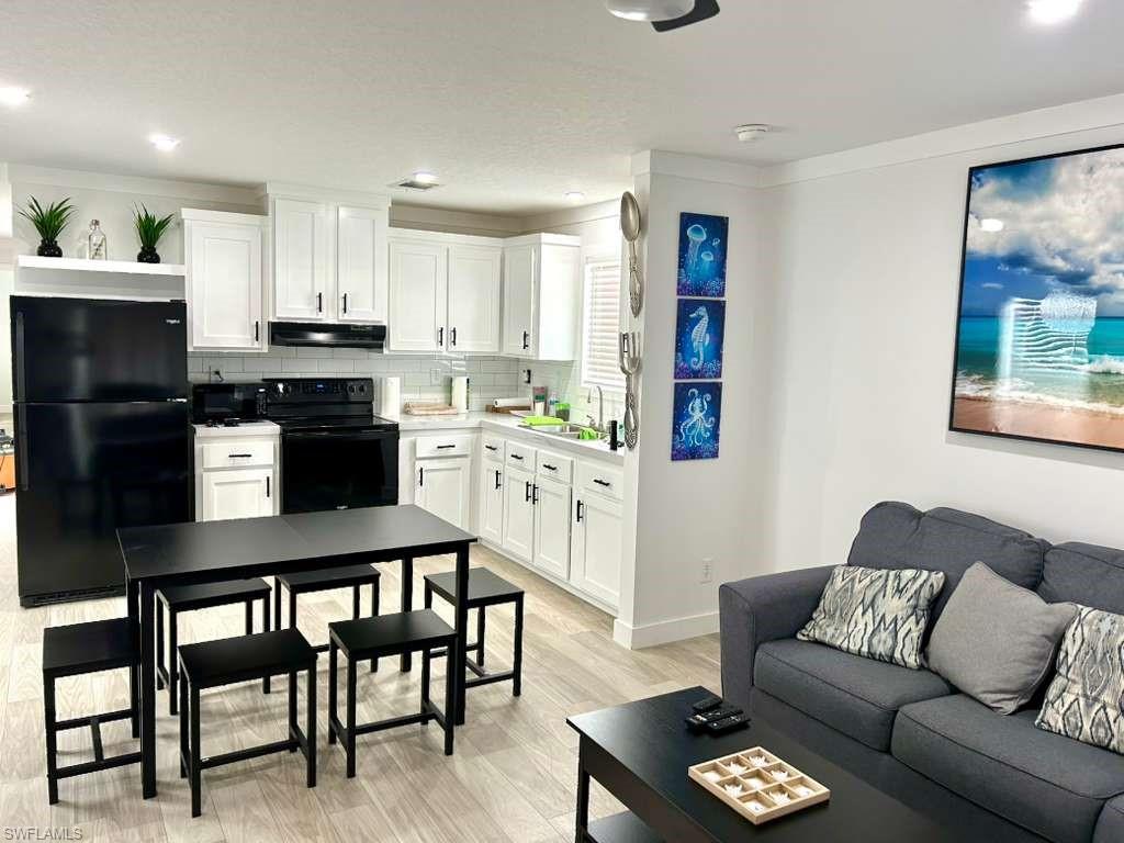 CHERRY ESTATES - Residential