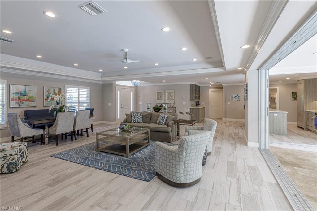 PARK SHORE - Residential