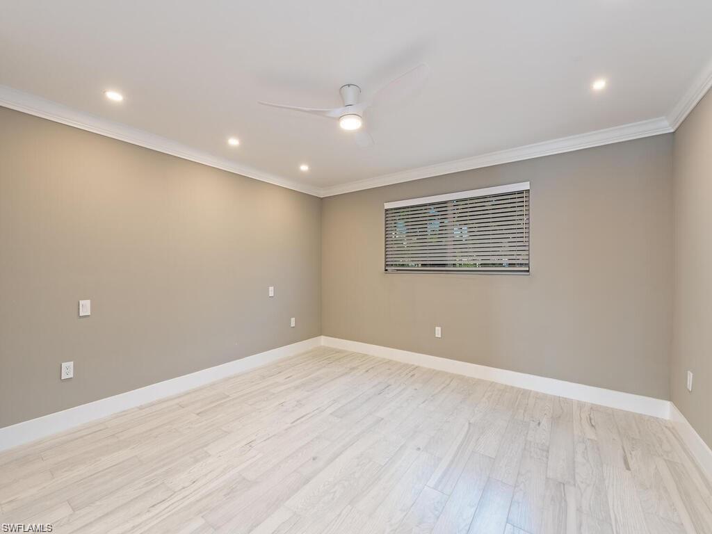 YACHT HARBOR MANOR - Residential