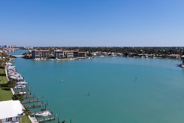 YACHT HARBOR MANOR - Residential