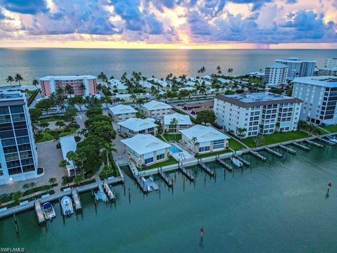 Photo of 2500 Gulf Shore BLVD N #S9, NAPLES, FL 34103 (MLS # 225085062)