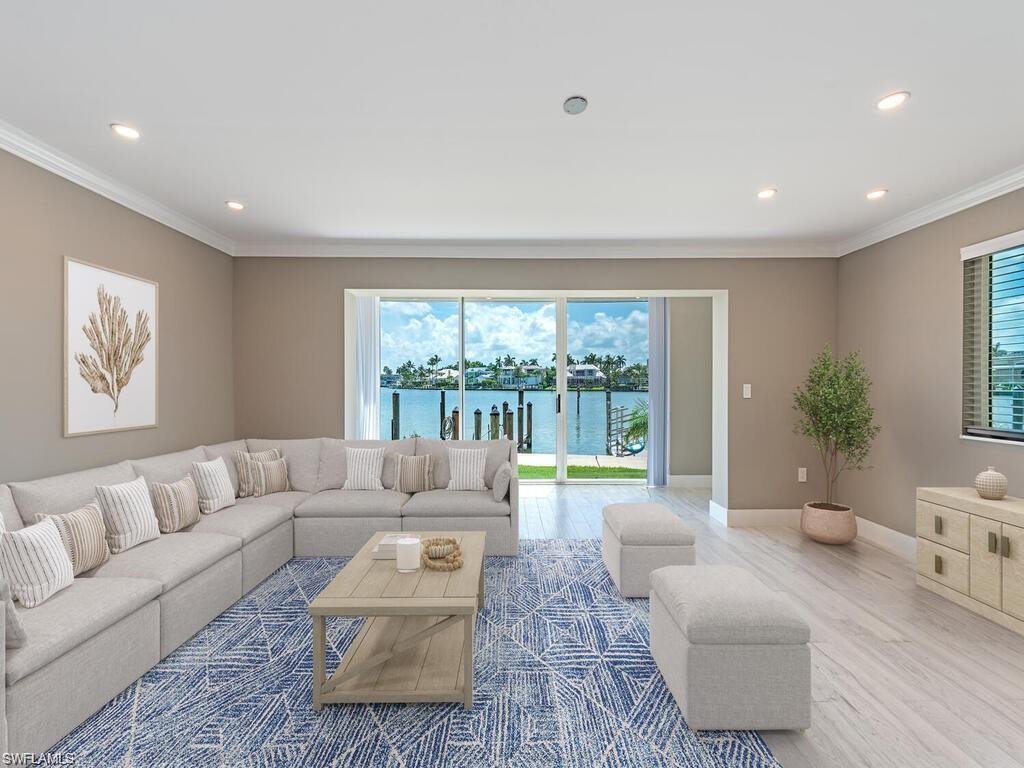 2500 Gulf Shore BLVD N S9