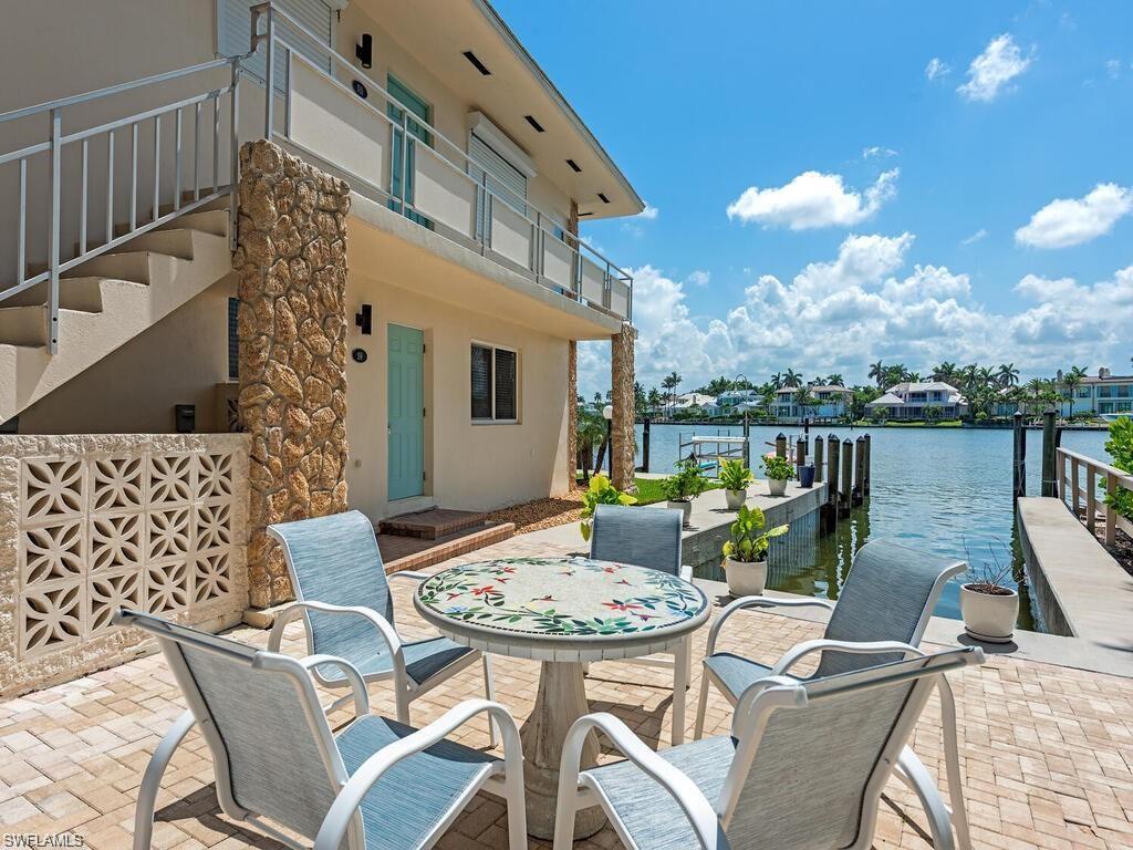 YACHT HARBOR MANOR - Residential