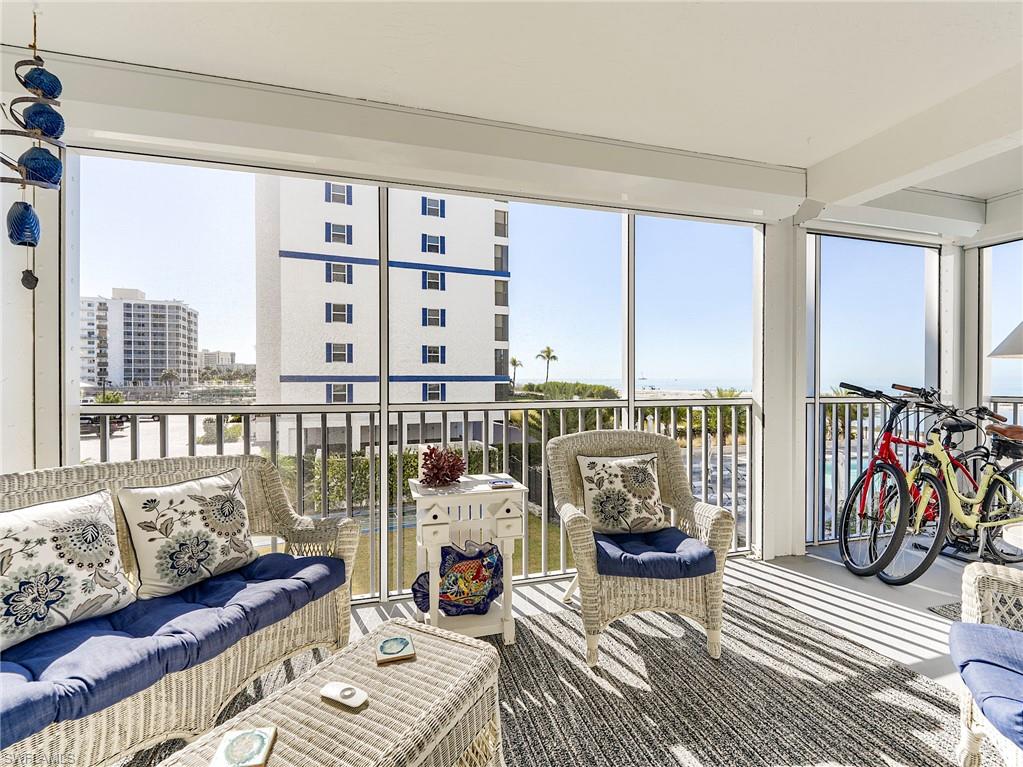 ISLAND REEF CLUB - Residential