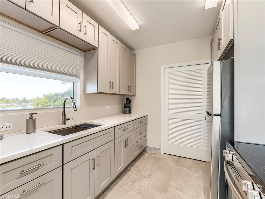 ISLAND REEF CLUB - Residential