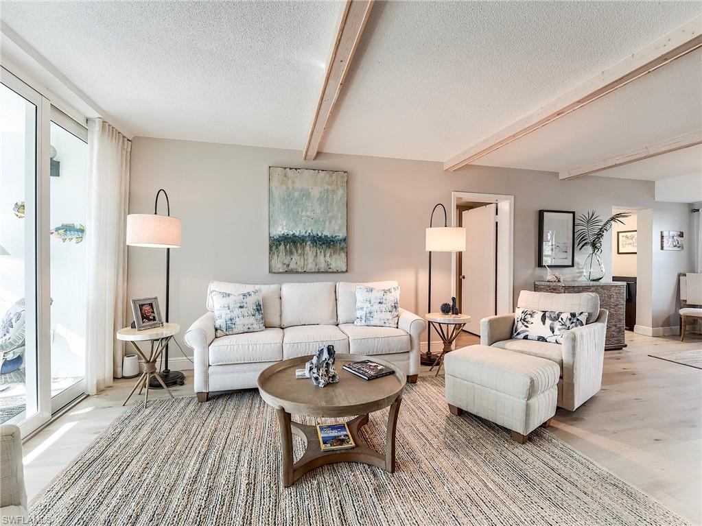 ISLAND REEF CLUB - Residential