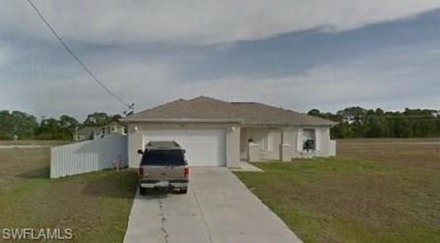 Absolutely adorable home features split floor plan, with 3 bedrooms, 2 baths. Quiet location.51 NW 33rd Ter is near Seahawk Park, Northwest Softball Complex and Giuffrida Park. Soon the fence will be repaired from damage caused by the Irma hurricane. The lease is until this March 31, 2018 and the property will be VACANT.  See you soon!!!!!!!