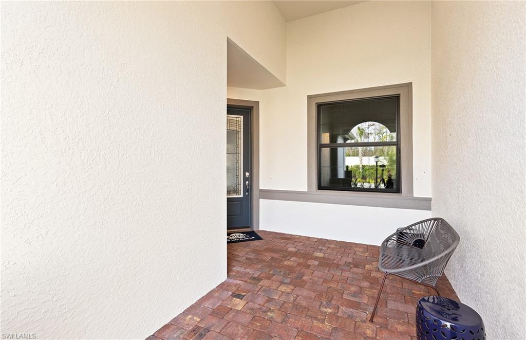 ESPLANADE LAKE CLUB - Residential