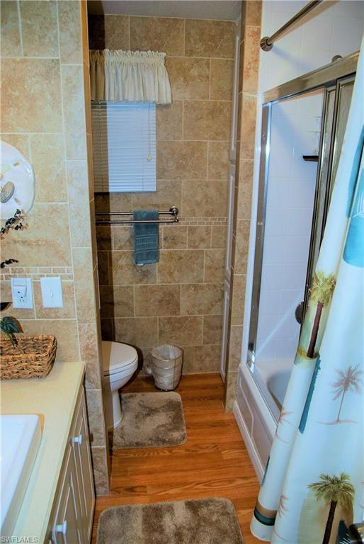 SIX LAKES COUNTRY CLUB - Residential