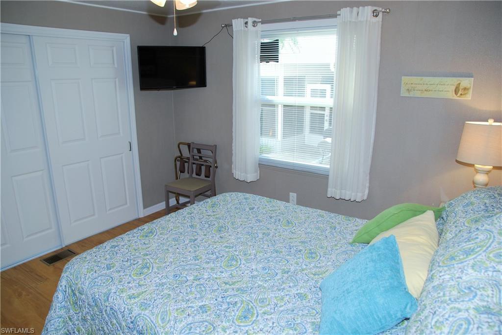 SIX LAKES COUNTRY CLUB - Residential