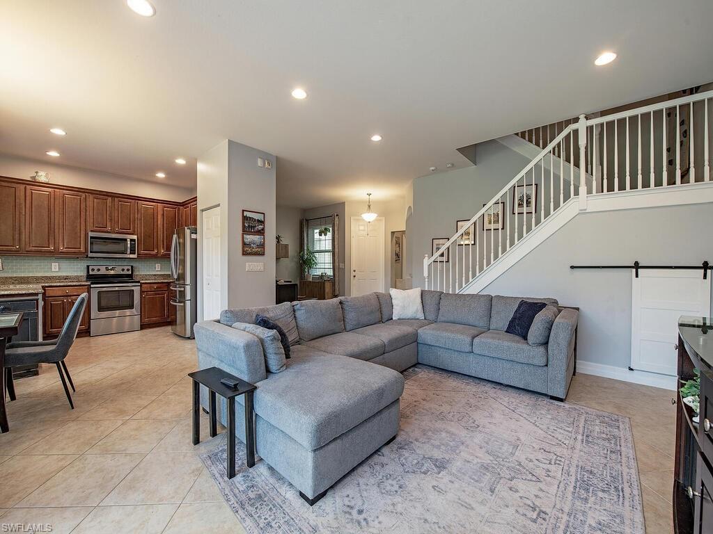 11144 Yellow Poplar DR