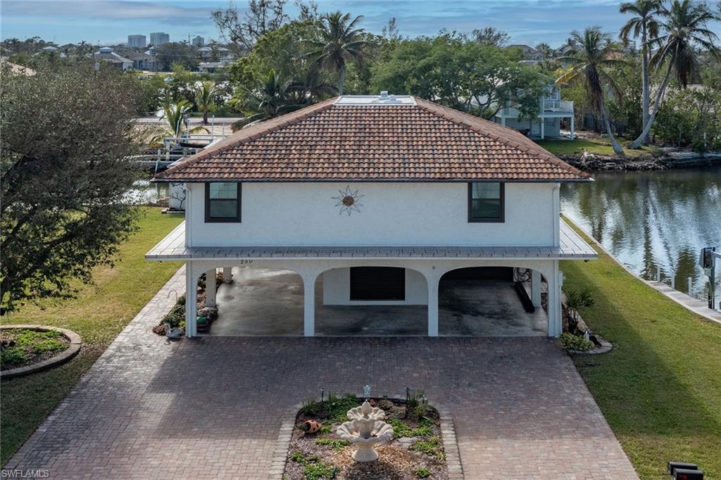 LITTLE HICKORY SHORES - Residential