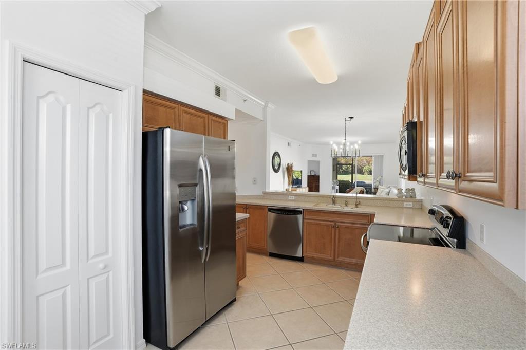 TERRACE - Residential Lease