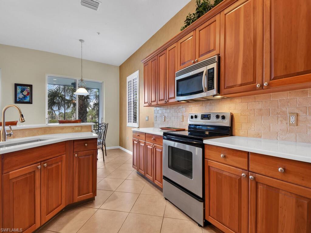 SILVERSTONE - Residential