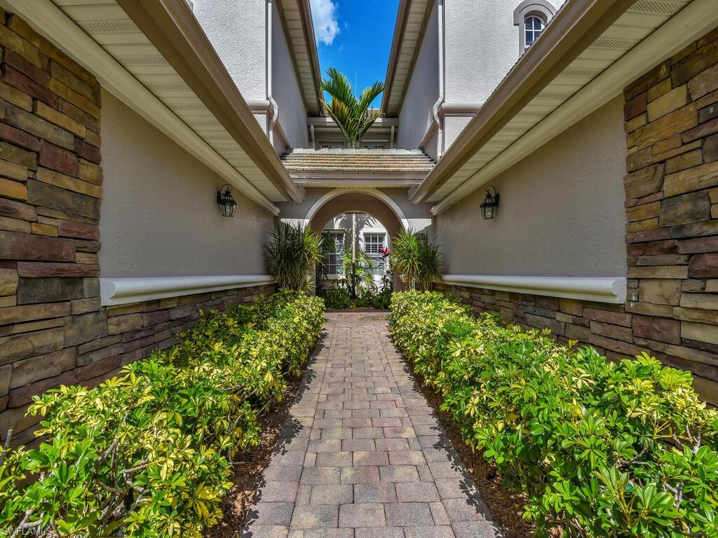 SILVERSTONE - Residential