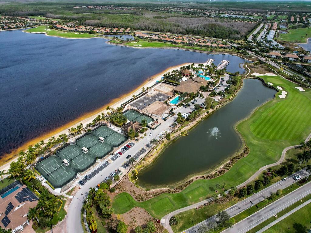 SILVERSTONE - Residential