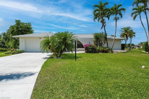 Photo of 116 Short CT, NAPLES, FL 34112 (MLS # 225046166)