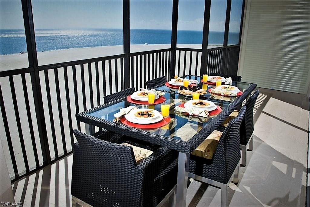 CARLOS POINTE - Residential