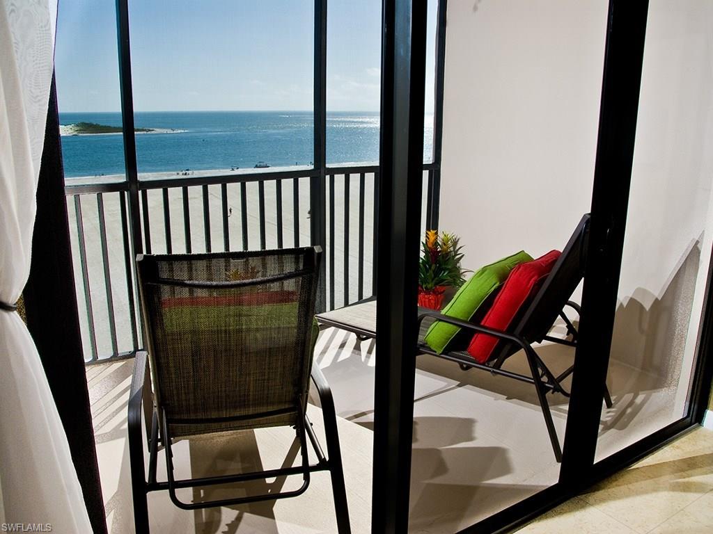 CARLOS POINTE - Residential