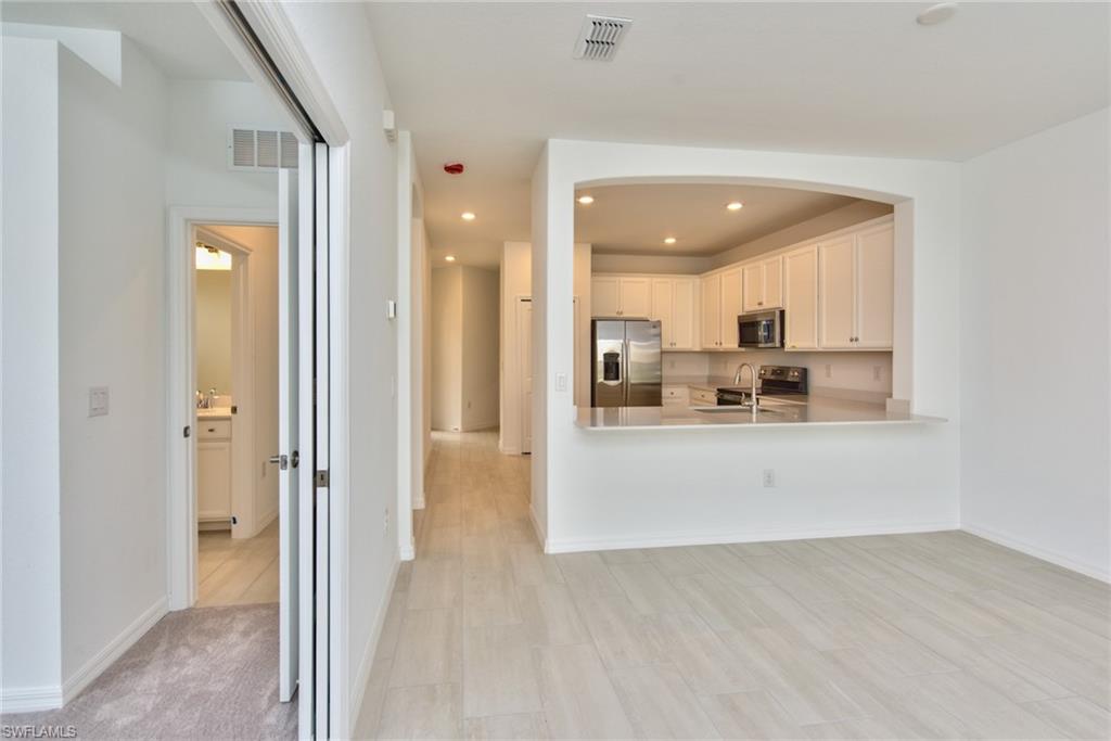 2591 Vine AVE