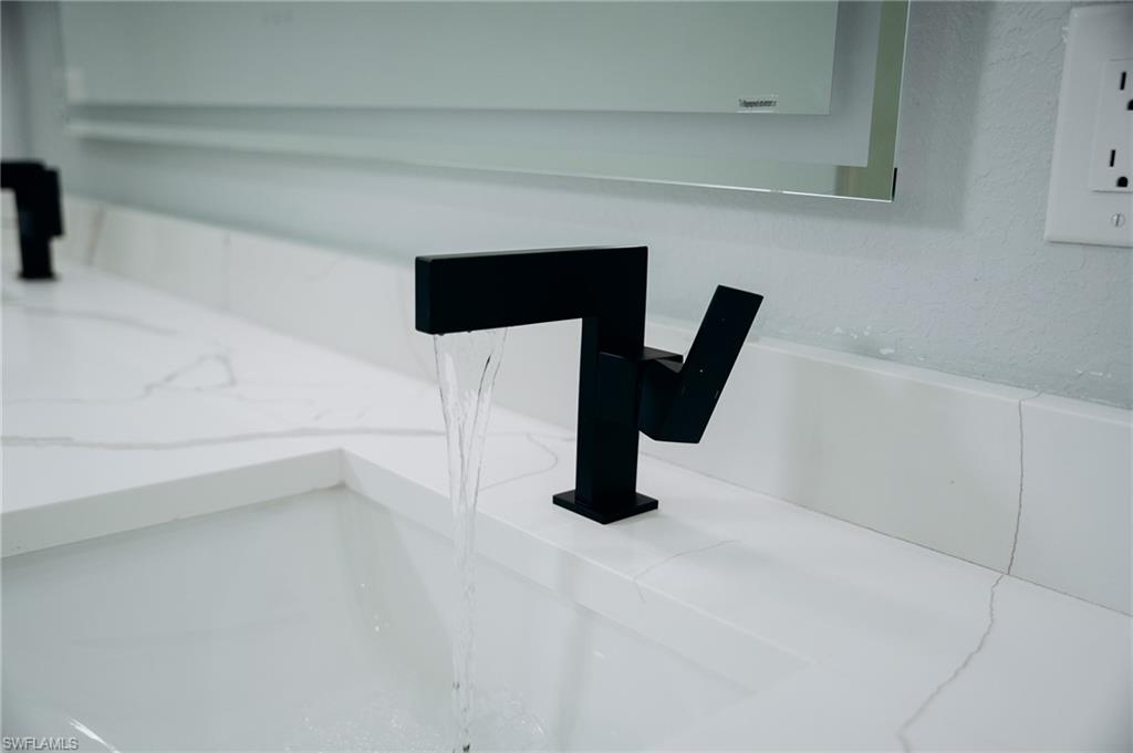 PORT CHARLOTTE - Residential