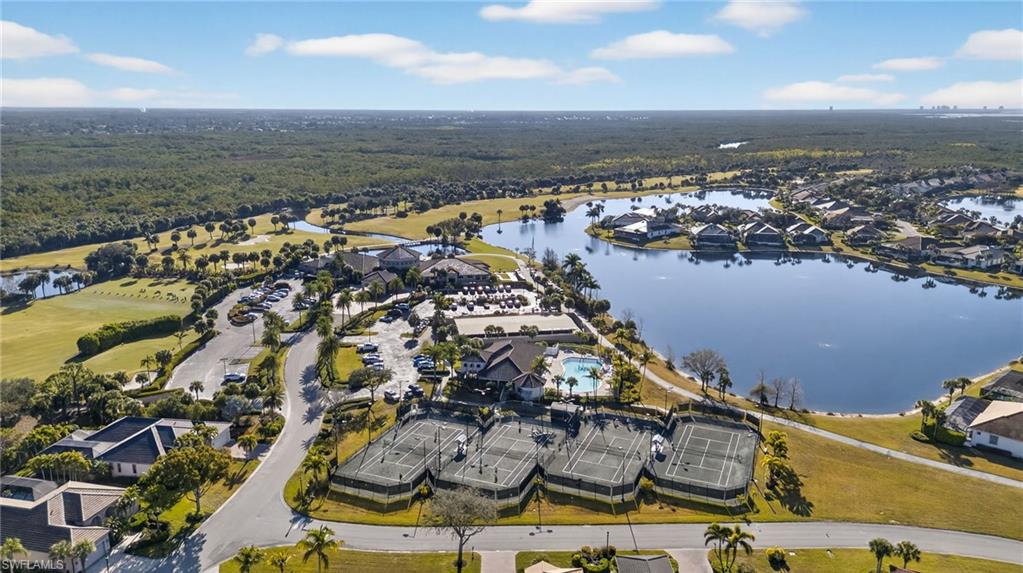 CROWN COLONY - Residential