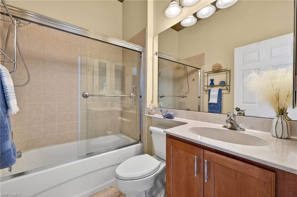 CROWN COLONY - Residential