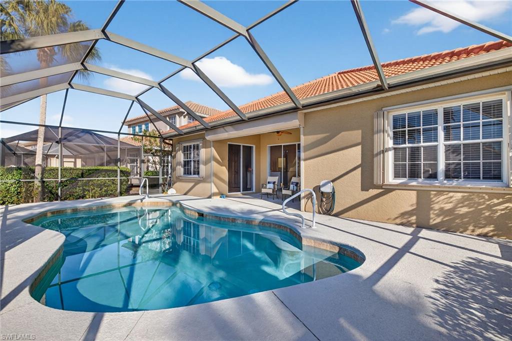 CROWN COLONY - Residential