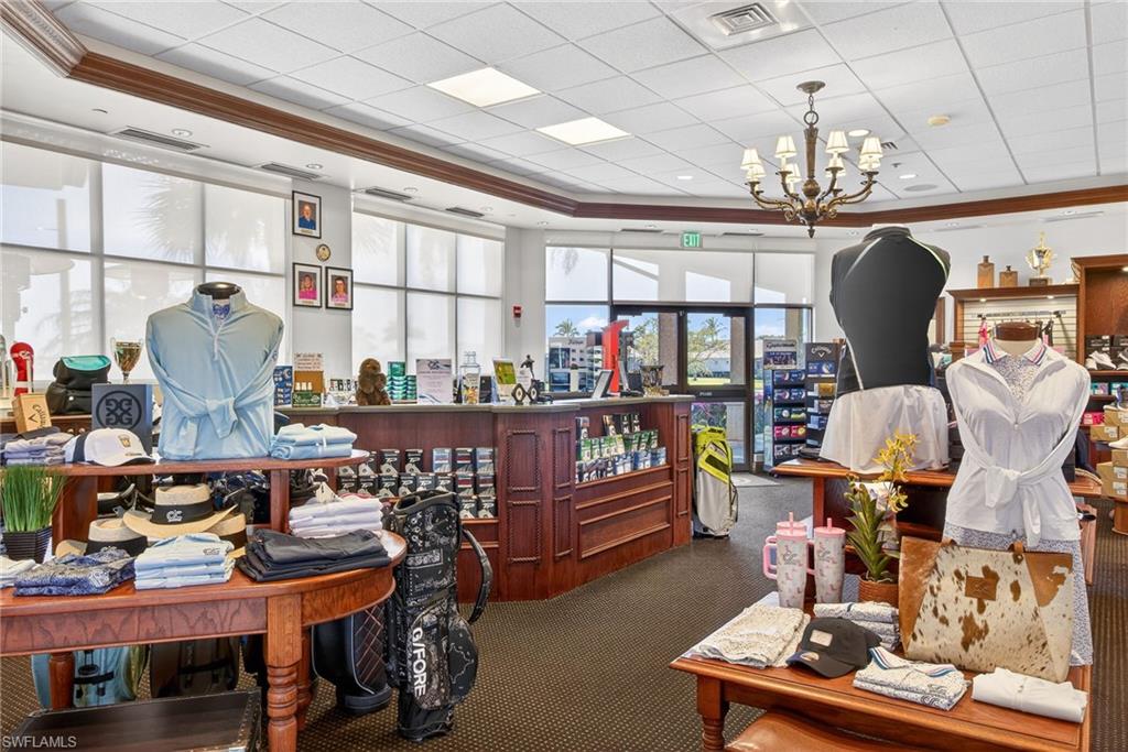 CROWN COLONY - Residential