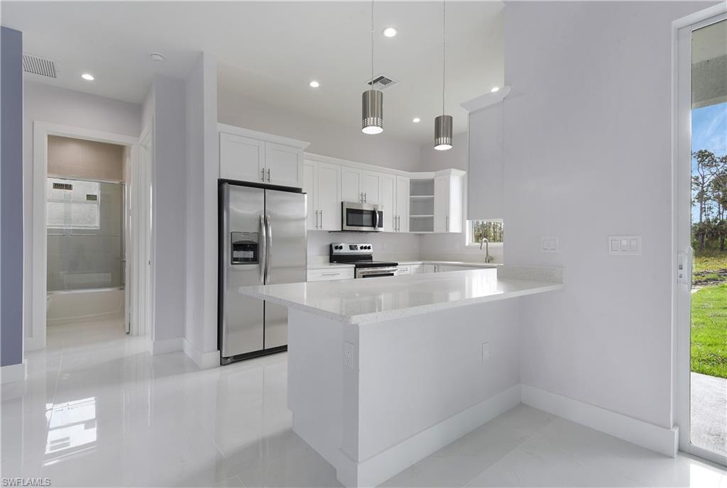 GOLDEN GATE ESTATES - Residential