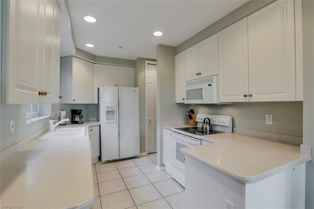 DEER CROSSING - Residential