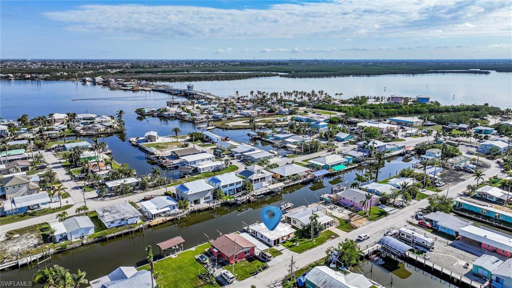 ISLAND HARBORS - Residential