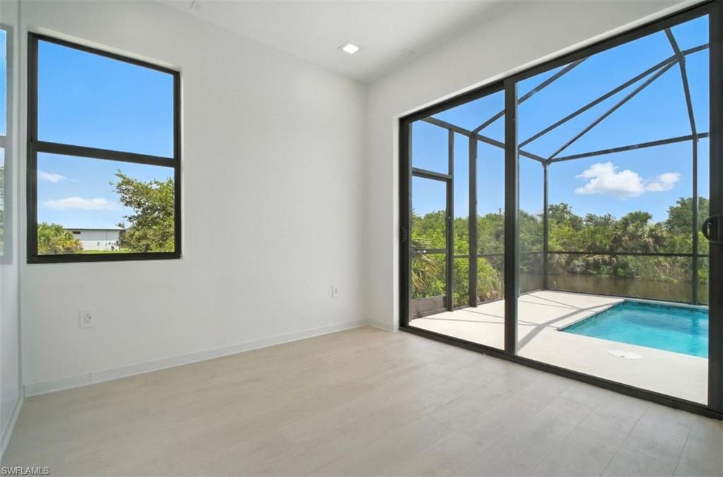 PORT CHARLOTTE - Residential