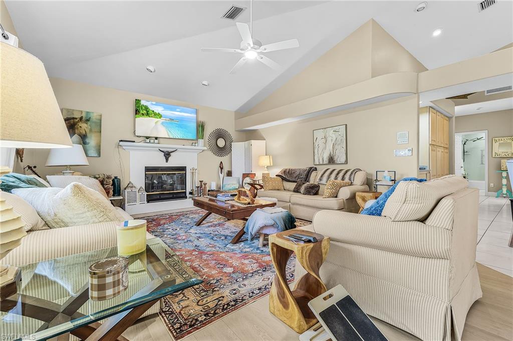 IMPERIAL GOLF ESTATES - Residential Lease