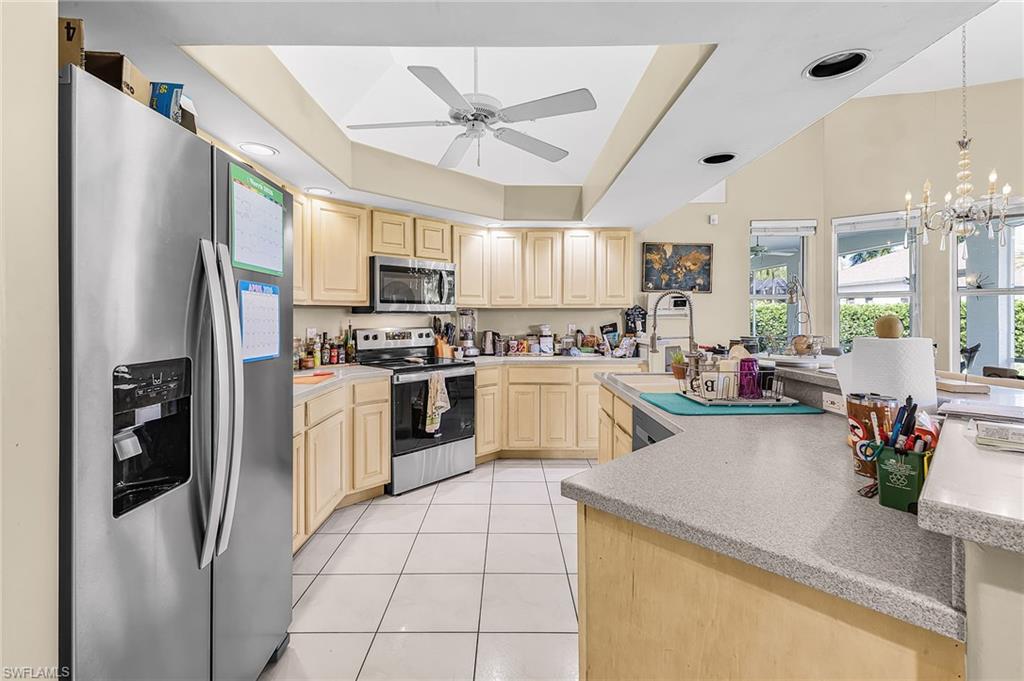 IMPERIAL GOLF ESTATES - Residential Lease