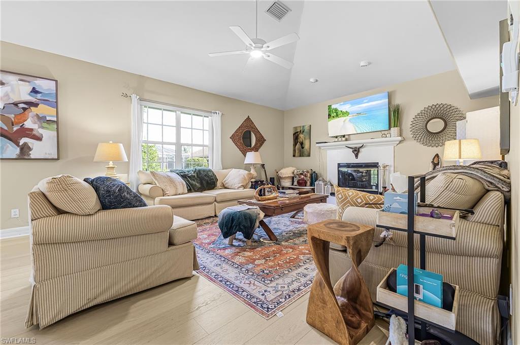 IMPERIAL GOLF ESTATES - Residential Lease