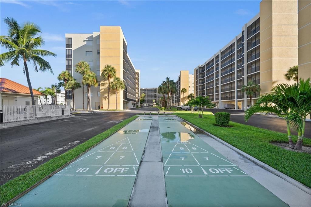 HIBISCUS POINTE - Residential