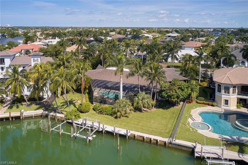 ESTATES - Residential