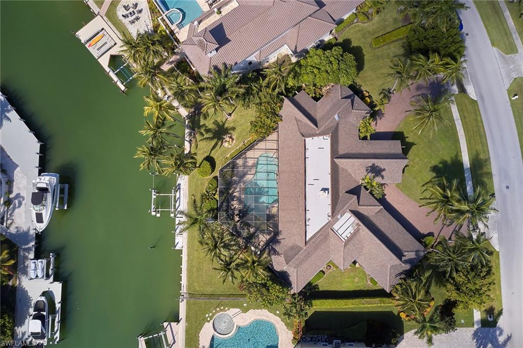 ESTATES - Residential