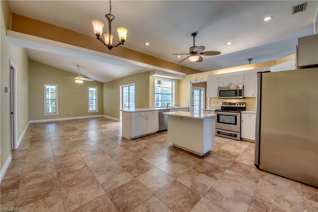 CALOOSA TRACE - Residential