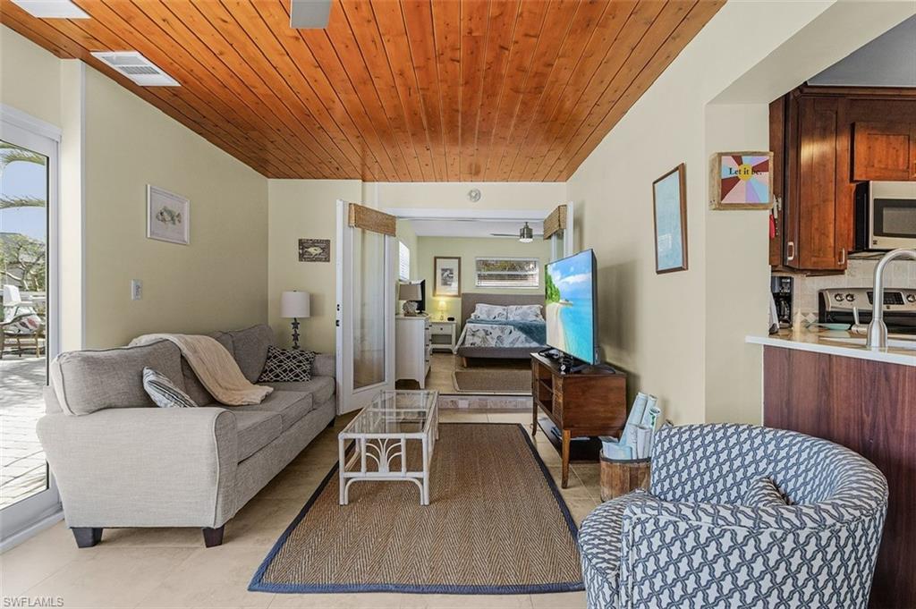 BAYVIEW ACRES - Residential