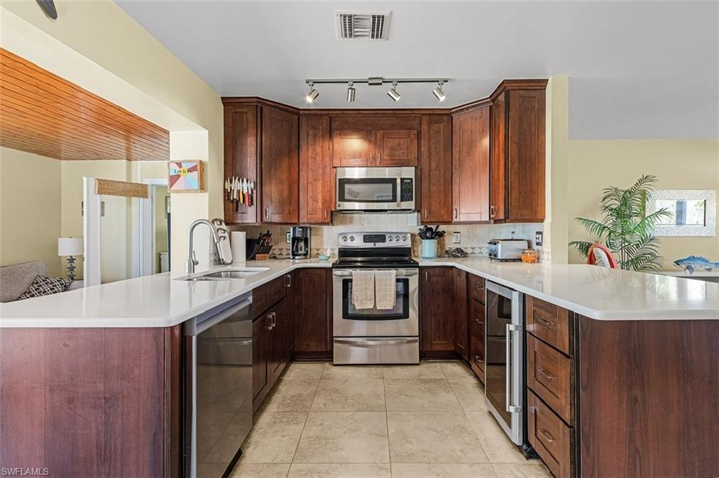 BAYVIEW ACRES - Residential