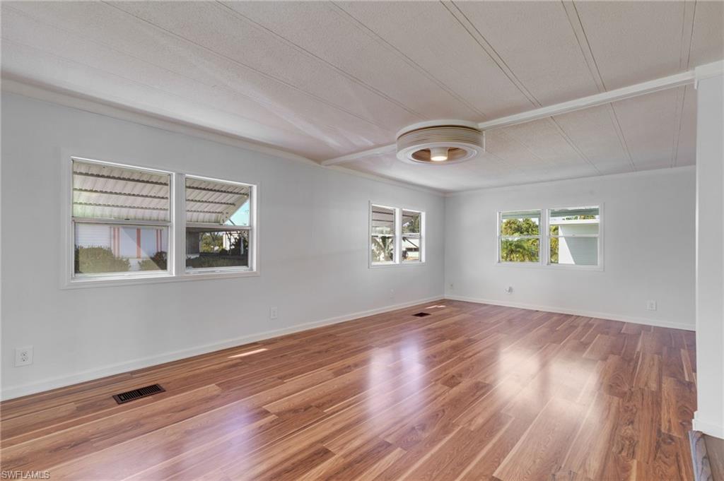 LAZY DAYS MOBILE VILLAGE - Residential