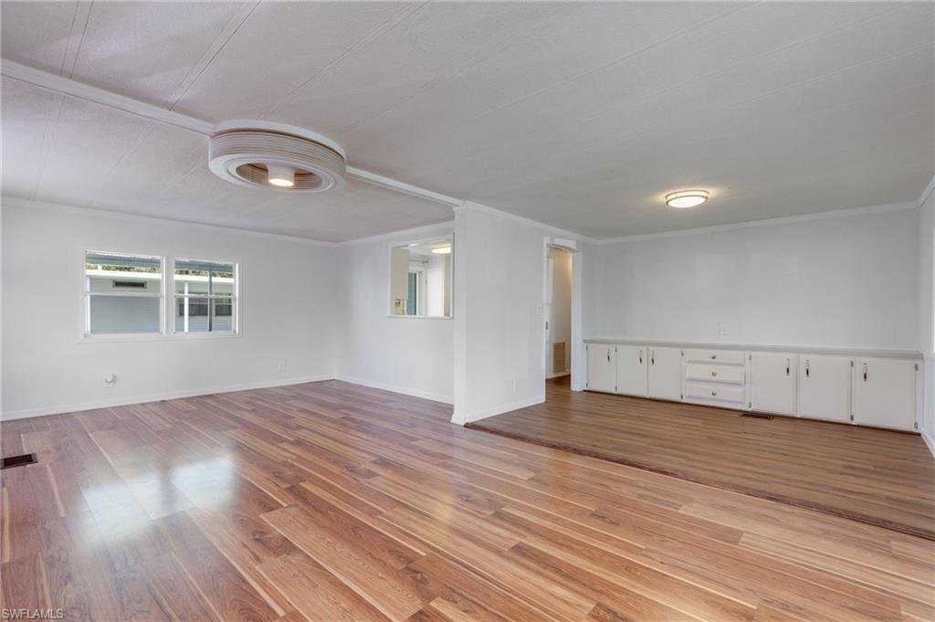 LAZY DAYS MOBILE VILLAGE - Residential