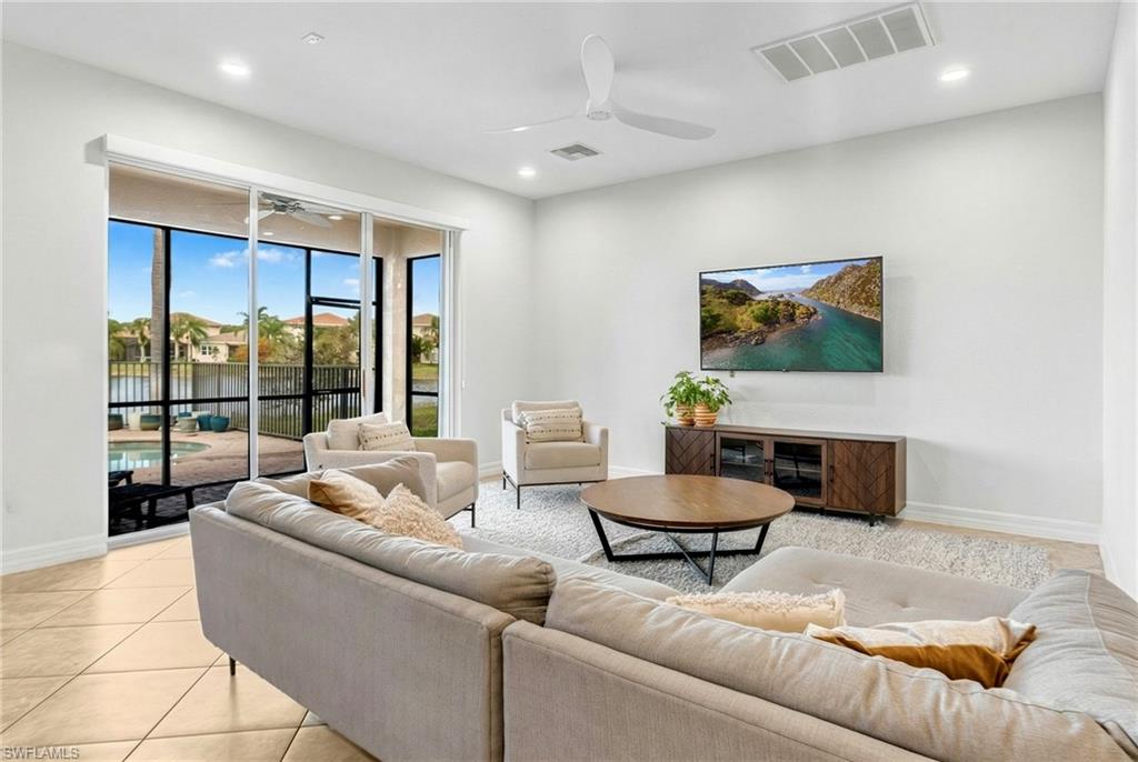 BOTANICA LAKES - Residential